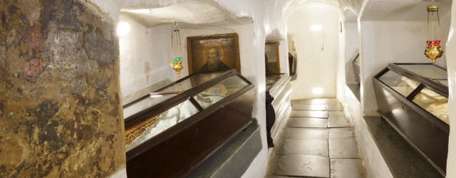 Фото с сайта lavra.ua